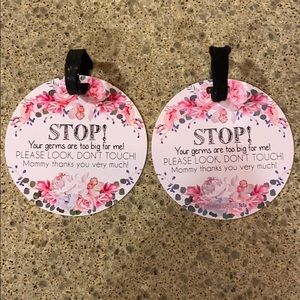 Reversible car seat/ stroller signs